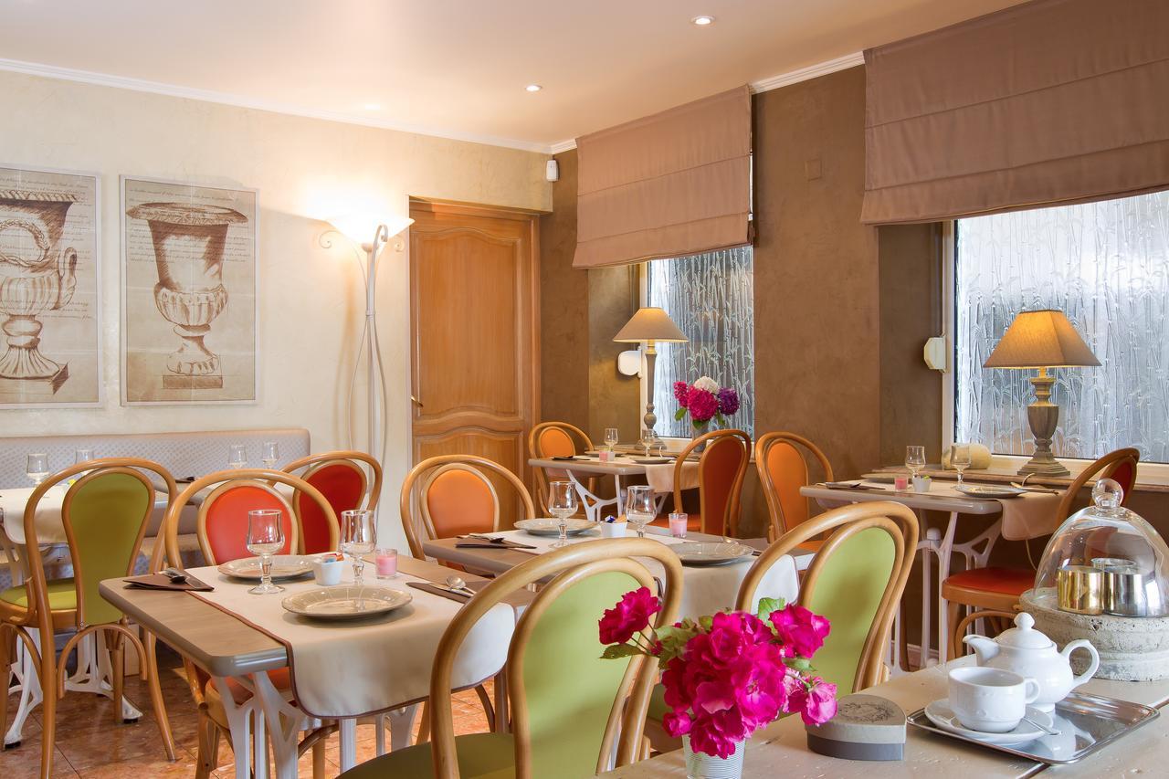 Hotel Le Roosevelt Givet Exterior photo